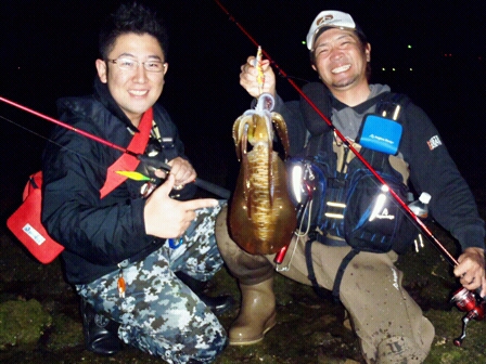 釣行レポート キーストンのオフィシャルレポート 純日本製とモノ作りにこだわるキーストンの漁具を使いレポートする ２０１２年１１月２７日 沖縄 激浅リーフエリア攻略